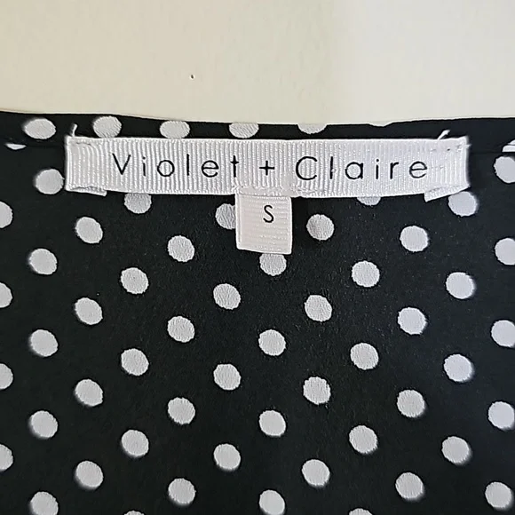 Violet + Claire Polka Dot Bell Sleeves  Top Size S - Picture 2 of 6